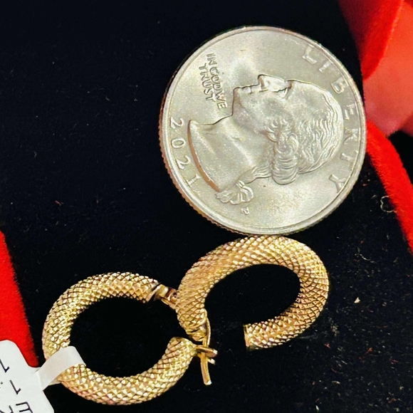 Jewelry - 18K Solid Gold Textured Hoop Earrings